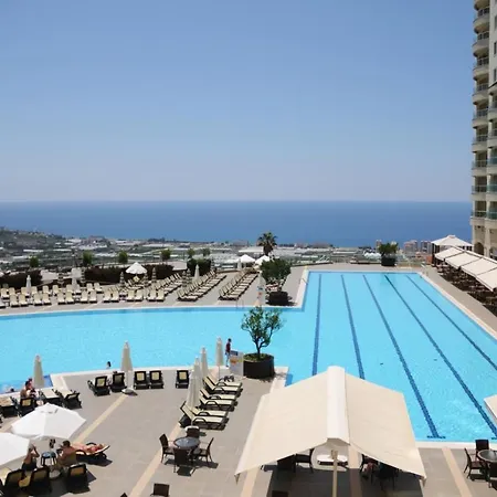 Gold City Best Location 아파트 카기켁